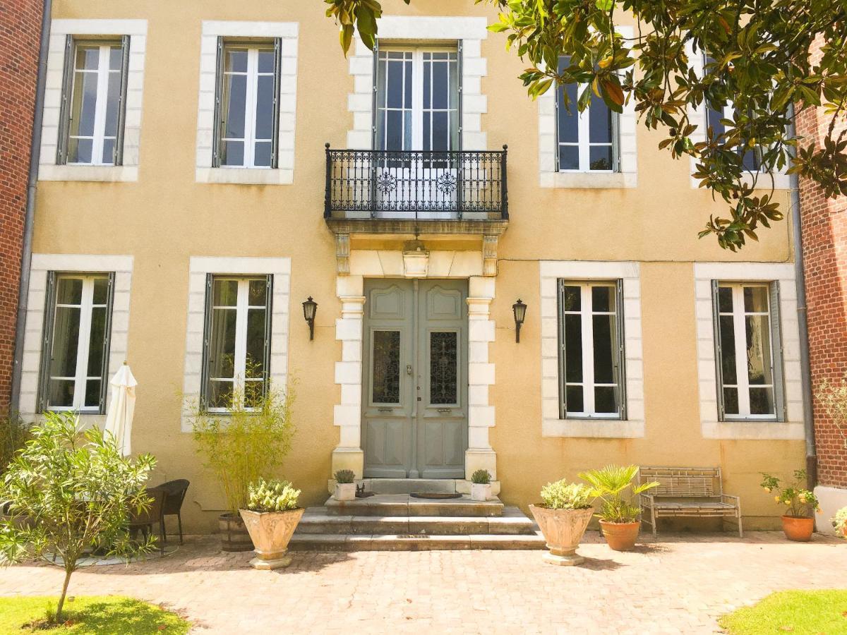 Le Chateau Aspet B&B Exterior foto